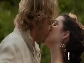 ADELAIDE KANE NUDE/SEXY SCENE IN REIGN