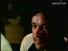 BETTY FARIA in ANJOS DO ARRABALDE (1987)