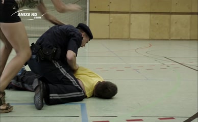 ANGELIKA NIEDETZKY in COPSTORIES