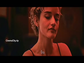 JULIA GARNER in WEAPONS (2025)