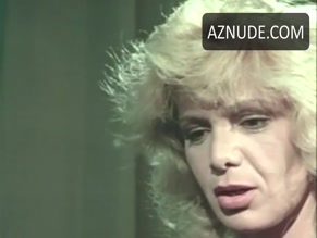 LEDA SIMONETTI in DETENUTE VIOLENTE (1985)