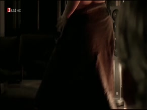 VAILE FUCHS NUDE/SEXY SCENE IN MORDERISCHE ERPRESSUNG