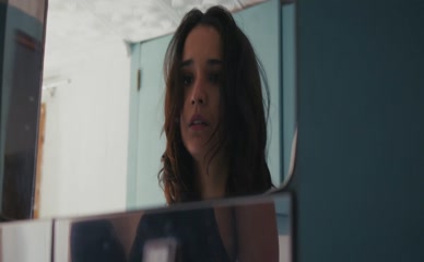 SARA SANZ in FINAL TWIST