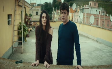 MARIELA GARRIGA NUDE/SEXY SCENE IN MUORI DI LEI