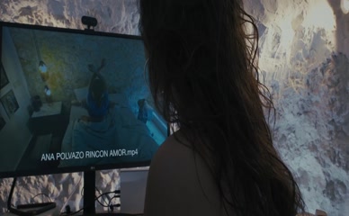 SARA SANZ in FINAL TWIST