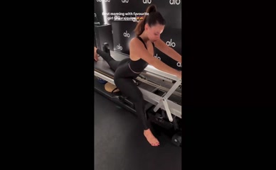 DAFNE KEEN NUDE/SEXY SCENE IN DAFNE KEEN SEXY GYM