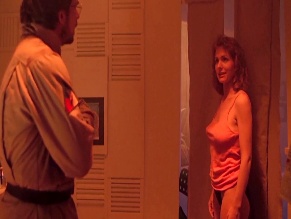 BARBARA ALYN WOODS NUDE/SEXY SCENE IN THE TERROR WITHIN 2