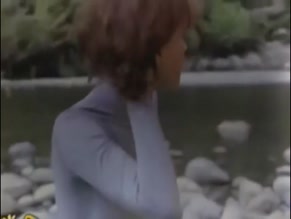 JUSTINA VAIL NUDE/SEXY SCENE IN SEVEN DAYS