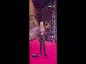 YOUNG MIKO in PREMIO LO NUESTRO (2025)