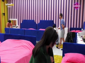 LISA SCHINCARIOL NUDE/SEXY SCENE IN BIG BROTHER PORTUGAL