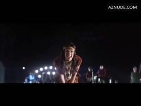 CYNTHIA WOOD NUDE/SEXY SCENE IN APOCALYPSE NOW REDUX