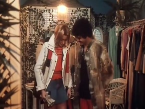 CATHERINE FLOBERT in LES PETITES SAINTES Y TOUCHENT