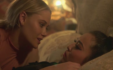 VIRGINIA GARDNER NUDE/SEXY SCENE IN MARVEL'S RUNAWAYS