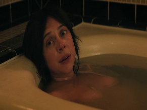 BEL POWLEY NUDE/SEXY SCENE IN THE MORNING SHOW