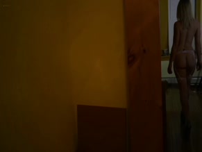 LYDIA LAEL in DICKSHARK (2016)