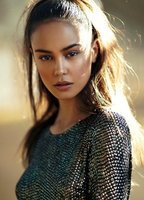 Profile picture of Courtney Eaton