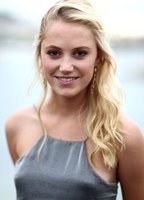 MAIKA MONROE