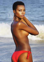 MARIA BORGES