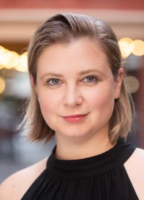 NINA PEARCE
