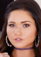 ZOE BLOOM