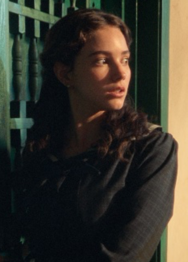 LAURA TAYLOR