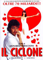 IL CICLONE NUDE SCENES