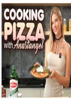 ANASTANGEL COOKING PIZZA