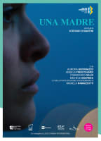 UNA MADRE