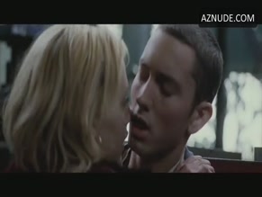 BRITTANY MURPHY NUDE/SEXY SCENE IN 8 MILE