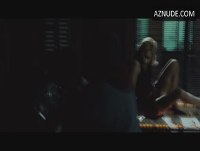 BRITTANY MURPHY NUDE/SEXY SCENE IN 8 MILE