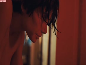 CAROLINA CARVALHO in A GENERALA (2020)