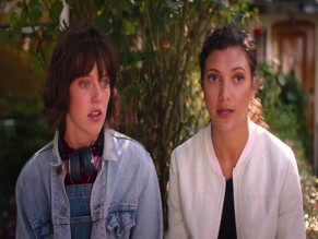 TARA HETHARIA in FOLLOW DE SOA (2021)