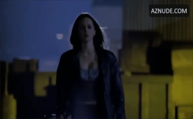 ELIZA DUSHKU NUDE/SEXY SCENE IN BUFFY THE VAMPIRE SLAYER