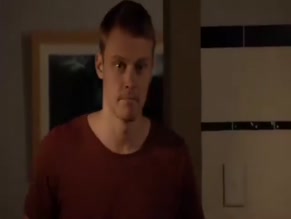 ANNA BAMFORD NUDE/SEXY SCENE IN WONDERLAND