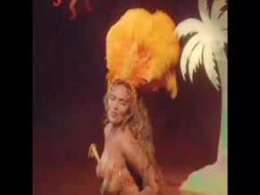 KAROL G in TROPICOQUETA (2025)