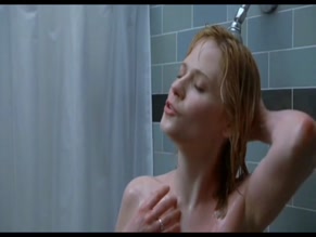 ZOOEY DESCHANEL in ELF