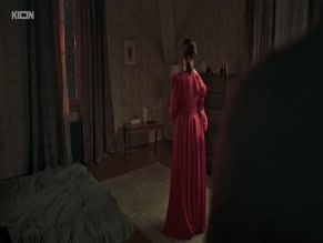 ELIZAVETA BOYARSKAYA NUDE/SEXY SCENE IN TONNEL