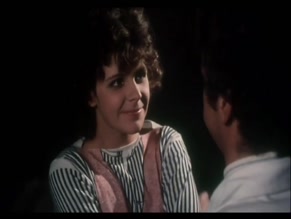 PAMELA VILLORESI in DIMMI CHE FAI TUTTO PER ME