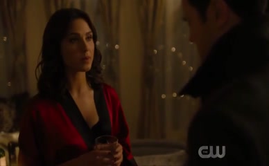 POPPY DRAYTON NUDE/SEXY SCENE IN CHARMED