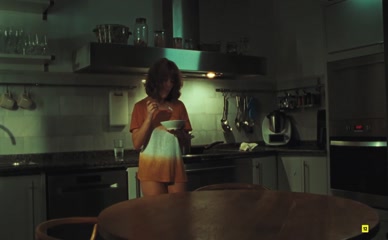 AFRICA DE LA CRUZ NUDE/SEXY SCENE IN ANIMAL HEAVEN