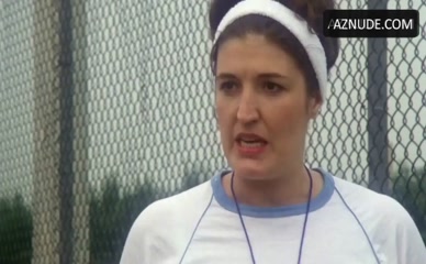 PITA OLIVER NUDE/SEXY SCENE IN PROM NIGHT