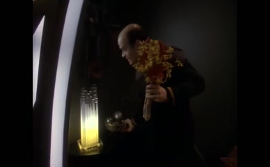 CHASE MASTERSON NUDE/SEXY SCENE IN STAR TREK: DEEP SPACE NINE