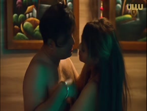JINNIE JAAZ in JANE ANJANE MEIN 7
