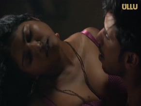 RUKS KHANDAGALE,ALENDRA BILL,PAYAL PATIL,SREOSHI CHATTERJEE,ARITAA PAUL NUDE/SEXY SCENE IN AAMRAS