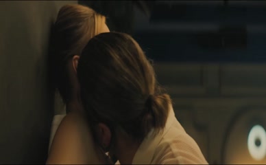 VIOLETTA ONOPRIENKO NUDE/SEXY SCENE IN GOLOSOVOY POMOSHCHNIK