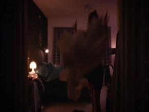 HANNEKE VAN DER PAARDT in FOLLOW DE SOA (2021)