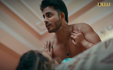 SARIKA SALUNKHE,ANKITA BHATTACHARYA NUDE/SEXY SCENE IN BADE ACHHE LAGTE HAI