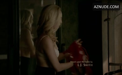 CANDICE ACCOLA in The Vampire Diaries