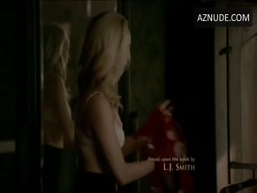 CANDICE ACCOLA in THE VAMPIRE DIARIES (2009-)