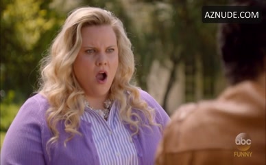 CARLY HUGHES in American Housewife